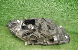Фара левая для BMW 5er 2013 года на фотографиях