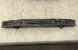 Усилитель бампера задний нижний для Subaru Forester 2015 года на фотографиях