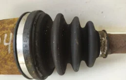 Привод передний левый для Nissan X-Trail 2005 года на фотографиях