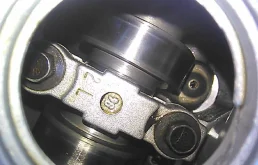 Двигатель без навесного для Mazda MPV 1999 года на фотографиях