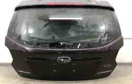 Крышка багажника для Subaru XV 2015 года на фотографиях