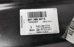 Подрамник двигателя для Audi A6 2019 года на фотографиях