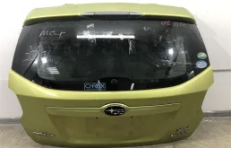 Крышка багажника для Subaru XV 2015 года на фотографиях