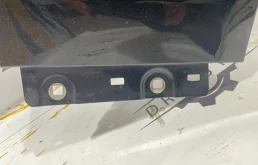 Крылья для Mercedes-Benz S class 2018 года на фотографиях