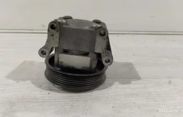 Насос ГУР для Ford Focus 2004 года на фотографиях