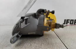 Противотуманка (ПТФ) передняя левая для Volvo XC90 2004 года на фотографиях