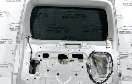 Крышка багажника для Suzuki Grand Vitara 2015 года на фотографиях