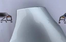 Крыло правое для Volkswagen Touareg 2002 года на фотографиях