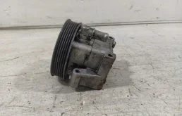 Насос ГУР для Ford Focus 2014 года на фотографиях