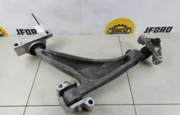 Качающийся рычаг правый для Volvo XC90 на фотографиях