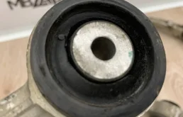 Рычаг передний левый верхний для Mercedes-Benz GL class 2007 года на фотографиях