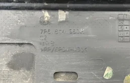 Стекло двери заднее правое для Volkswagen Touareg 2015 года на фотографиях