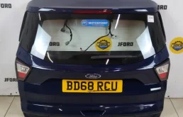 Крышка багажника для Ford Kuga 2019 года на фотографиях