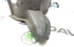 Подкрылок передний левый для Skoda Octavia 2010 года на фотографиях