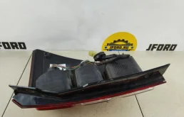 Фонарь левый для Suzuki Grand Vitara 2010 года на фотографиях