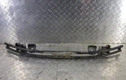 Усилитель переднего бампера для Suzuki Grand Vitara 1999 года на фотографиях