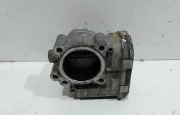 Дроссельная заслонка для Ford Focus 2014 года на фотографиях