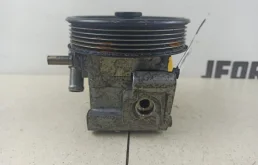 Насос ГУР для Ford Focus 2002 года на фотографиях