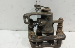 Суппорт задний правый для Kia Rio на фотографиях