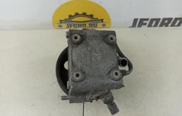 Насос ГУР для Ford Focus 2010 года на фотографиях