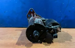 Стартер для Volkswagen Passat 1996 года на фотографиях