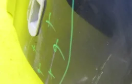 Крыло правое для Nissan Qashqai 2010 года на фотографиях