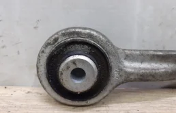 Рычаг передний правый верхний для Audi A6 2013 года на фотографиях