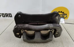 Суппорт передний правый для Lexus RX 2011 года на фотографиях