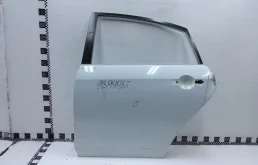 Дверь задняя левая для Nissan Almera 2017 года на фотографиях