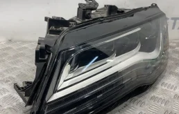 Фара левая для Audi A7 2014 года на фотографиях