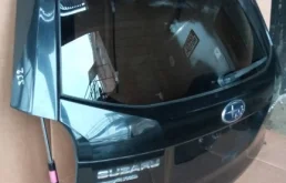 Крышка багажника для Subaru Forester 2017 года на фотографиях