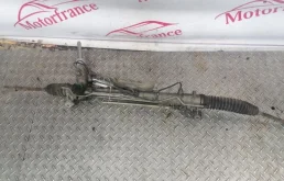 Рулевая рейка для Ford Focus 2000 года на фотографиях