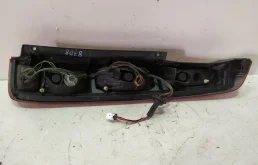 Фонарь левый для Nissan X-Trail 2001 года на фотографиях