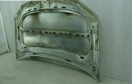 Капот для Volkswagen Caddy 2019 года на фотографиях