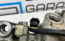 Компрессор кондиционера для Mercedes-Benz C class 2002 года на фотографиях