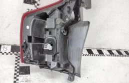 Фонарь внешний правый для Volvo XC90 2015 года на фотографиях