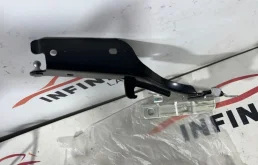 Петля капота левая для Infiniti QX 2013 года на фотографиях