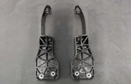 Усилитель переднего бампера для Mercedes-Benz GLK class 2009 года на фотографиях