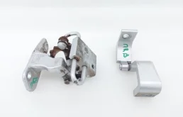 петля нижняя передней правой двери для Volkswagen Transporter T5 facelift 2009-2015