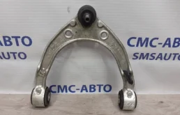 Рычаг передний левый верхний для Volkswagen Touareg 2015 года на фотографиях