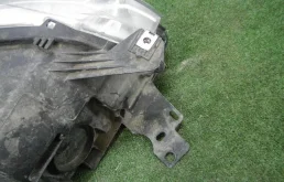 Фара левая для Ford Kuga 2015 года на фотографиях