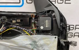 Дверь передняя левая для Mercedes-Benz C class 1996 года на фотографиях