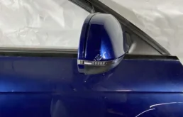 Дверь передняя левая для Audi A4 2011 года на фотографиях