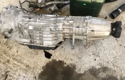 Серводвигатель раздатки для Volkswagen Touareg 2005 года на фотографиях