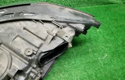 Фара правая для BMW 5er 2010 года на фотографиях