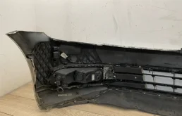 Бампер для Volkswagen Passat 2018 года на фотографиях