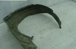 Подкрылок передний левый для Suzuki Grand Vitara 2006 года на фотографиях