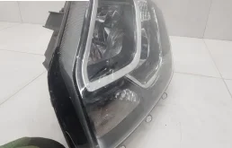 Фара ксенон левая для Renault Duster 2014 года на фотографиях