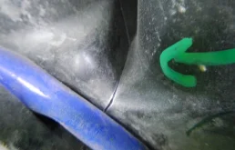 Фара левая для Toyota Land Cruiser 2014 года на фотографиях