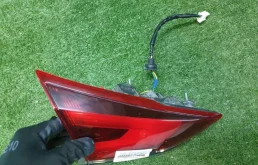 Фонарь левый для Nissan X-Trail 2017 года на фотографиях